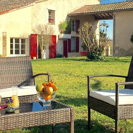 La Carreterie - Les Gites Pineuilh Bagian luar foto