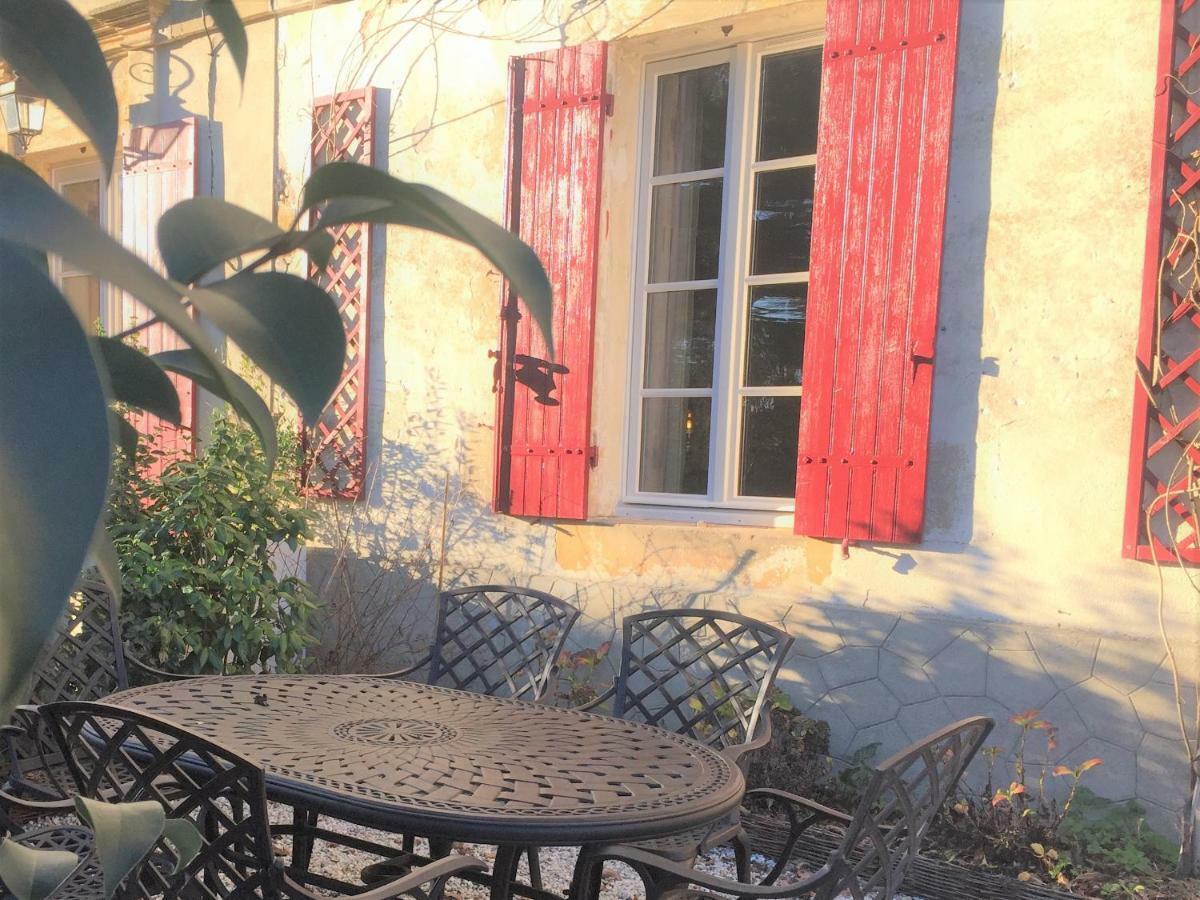 La Carreterie - Les Gites Pineuilh Bagian luar foto