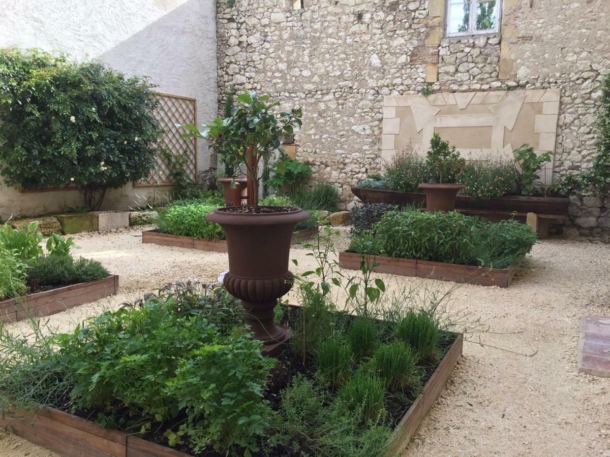 La Carreterie - Les Gites Pineuilh Bagian luar foto