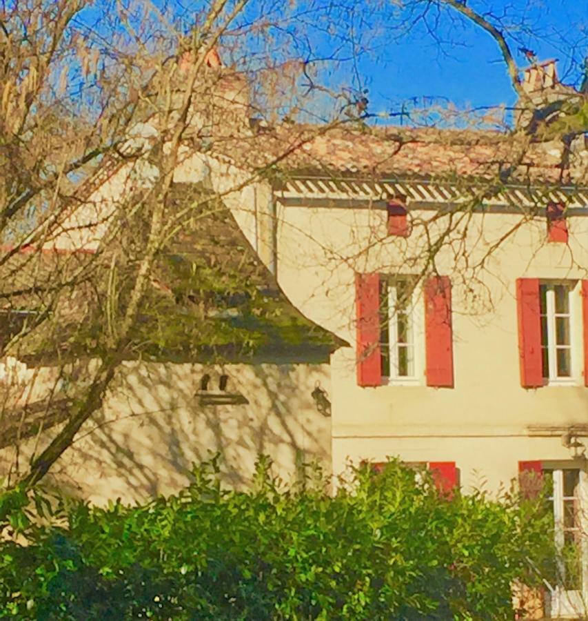 La Carreterie - Les Gites Pineuilh Bagian luar foto
