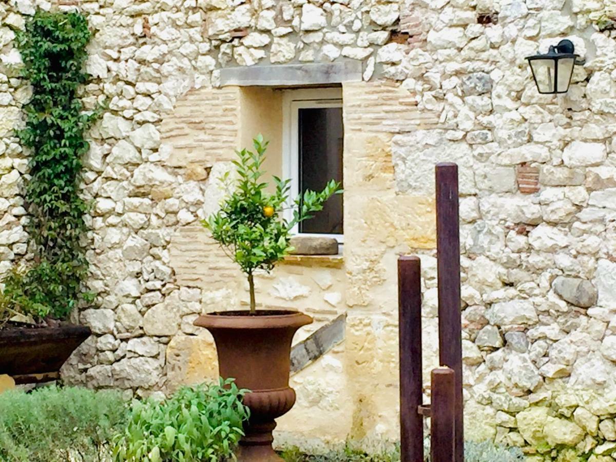 La Carreterie - Les Gites Pineuilh Bagian luar foto